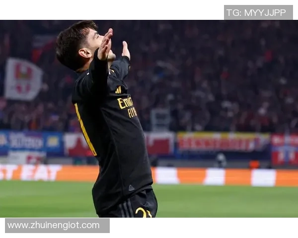 欧冠激战大巴黎迎战莱比锡争夺小组出线关键战役